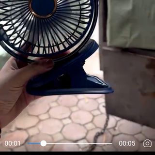 Quạt Kẹp Để Bàn Sạc Điện