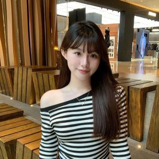 ÁO TAY DÀI LÊCH VAI SỌC TRẮNG ĐEN