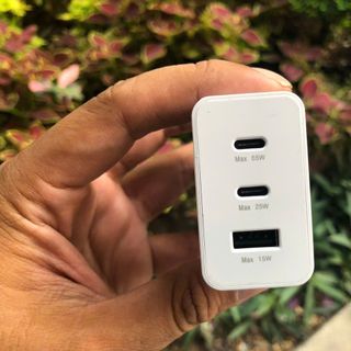 Củ sạc cao cấp 65W 3 cổng 1 usb 15W 2 PD 65W + 25W
