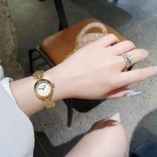 ĐỒNG HỒ NỮ THỜI TRANG BUBR DÂY LẮC LOGO