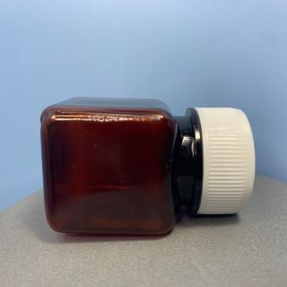 500 Hũ chiết 25ml vuông có nút bịt nhựa PET HDPE, chai nhựa chiết 25ml thân vuông