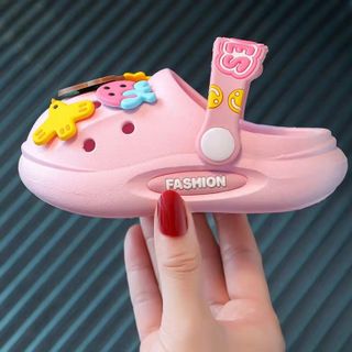 Dép sục dép bánh mì gắn sticker gấu goodluck mềm chống trượt cho bé trai bé gái êm chân