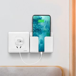 GIÁ ĐỠ ĐIỆN THOẠI DÁN TƯỜNG ĐỂ SẠC PIN