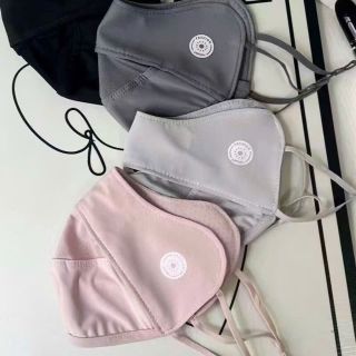 Khẩu trang chống tia UV, khẩu trang chống nắng , Loại Đẹp Đổi Màu  mẫu mới 2025