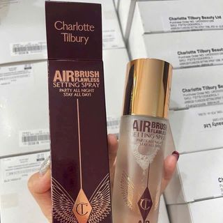 Xịt khoá nền charlotte