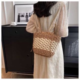 Túi cói đi biển đeo chéo phối màu siêu xinh