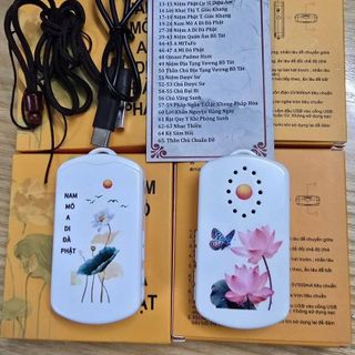 Máy Niệm Phật minh đeo cổ (X6) có khe thẻ có 65 bài Pháp, cos jack cắm tai nghe, âm thanh rất hay