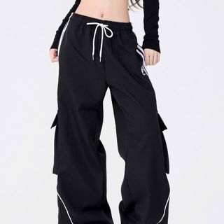 Quần Jogger Nam Nữ, Quần Ống Rộng Unisex Vải Dù Logo Thêu Có Dây Rút Lai,Chạy Chỉ decan 2 Bên Sườn
