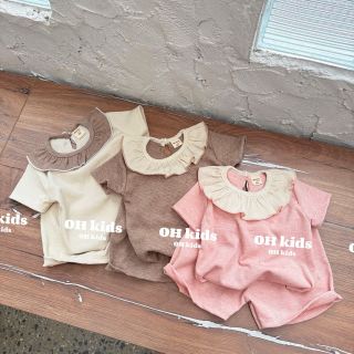 Quần áo trẻ em , các mẫu