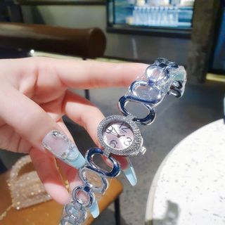 ĐỒNG HỒ NỮ THỜI TRANG TISỚT DÂY LẮC MẶT OVAN VIỀN HỘT