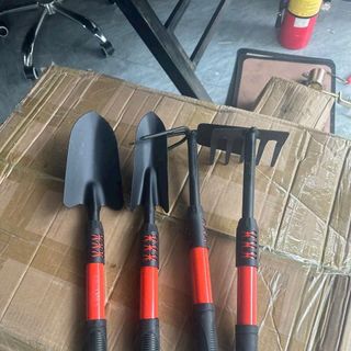 Bộ dụng cụ làm vườn