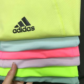 Áo nữ das Chất liệu: mè, lỗ kim Size: M.L.XL.XXL Ri: 2222 Tách nửa ri được