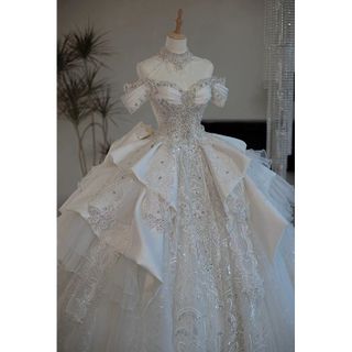 Váy cưới satin một vai 2025 cô dâu mới chất lượng cao kết cấu nặng sang trọng đuôi dài sợi chính cao cấp của Pháp