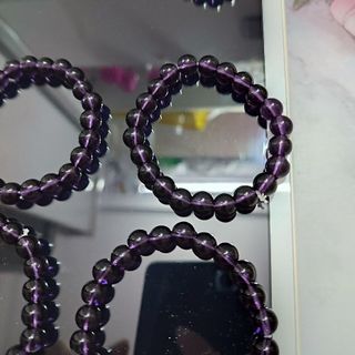 Chuỗi phong thủy đeo tay 8 ly rất đẹp nha