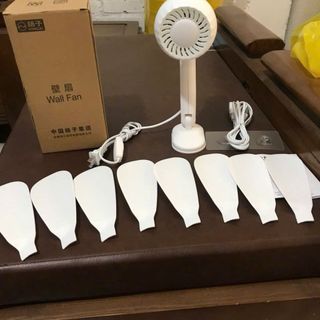 Quạt Treo Tường Mini 8 Cánh Quạt Không Cần Khoan Lỗ Cho Nhà Vệ Sinh Phòng Tắm Nhà Bếp