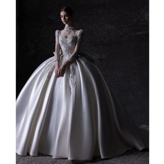 Váy cưới satin nữ hoàng Pháp nhẹ nhàng 2025  kết cấu cao cấp màu trắng
