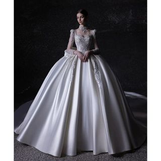Váy cưới satin nữ hoàng Pháp nhẹ nhàng 2025  kết cấu cao cấp màu trắng