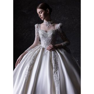 Váy cưới satin nữ hoàng Pháp nhẹ nhàng 2025  kết cấu cao cấp màu trắng