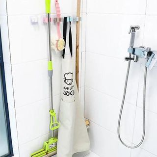 Giá Treo Cây Lau & Chổi Dán Tường Chất Liệu Nhựa Kẹp Chắc Chắn