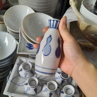 Bộ bình sake kèm tách