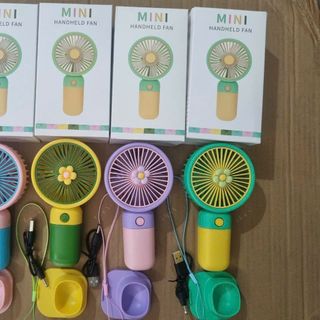 Quạt Cầm Tay Mini Tiện Lợi