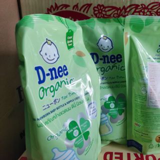 Thùng 12 túi Xúc bình sữa D Nee