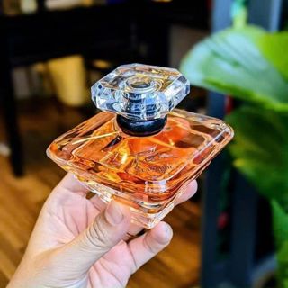 Nước hoa nữ LancomeTresor EDP 100ml -Kim Tự Tháp