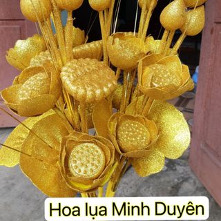Bông Sen nhũ ,hoa Sen kim tuyến - Cành vàng lá ngọc