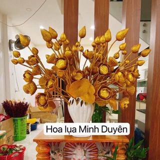 Bông Sen nhũ ,hoa Sen kim tuyến - Cành vàng lá ngọc
