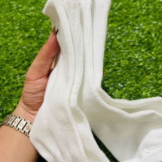 Tất dệt cao cổ trắng trơn