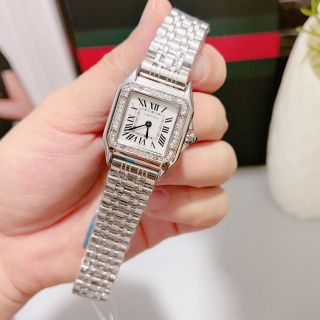 Đồng hồ mẫu mới catierae viền đá