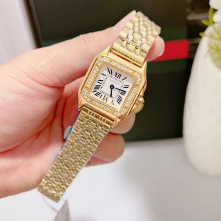 Đồng hồ mẫu mới catierae viền đá