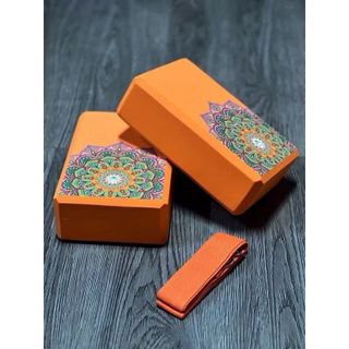 Com bo đồ tập yoga gồm: 02 gạch xốp cứng DNA nặng 220gr/viên; 01 dây cotton m8
