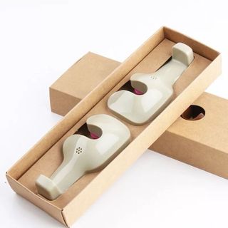Móc đồ treo cổ ghế ô tô