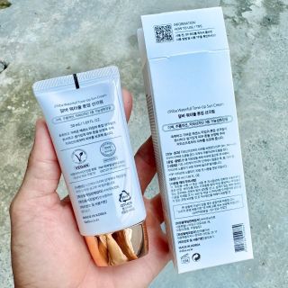 Chống nắng Alba Tone Up SPF50+++