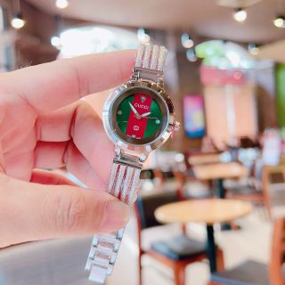 Đồng hồ gucccici lắc sọc mới