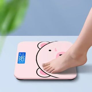 Cân Điện Tử Hình Heo Xài Pin