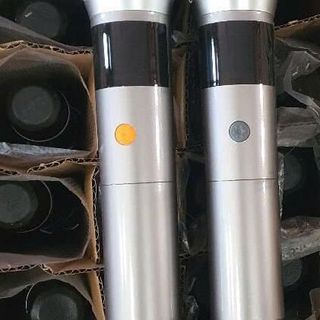 Micro không dây loa kéo UHF dùng Pin XÁM KIỂU MỚI 2 Micro chống hú củ neo