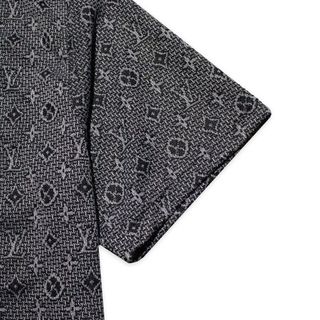 Áo Thun Lờ Vê Monochrome - Áo Thun Nam Nữ Unisex, Chất Vải Dệt Kim Dày Mịn