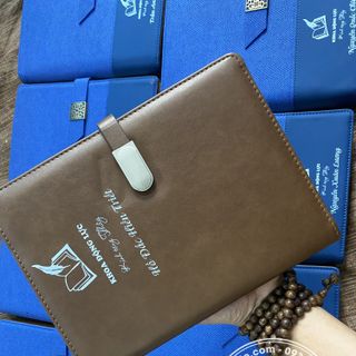 Sổ Tay Bìa Còng Da Simili Phối Da PU Màu Sắc theo Phong Thủy in logo và tên