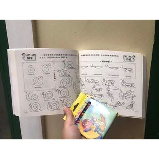 SÁCH TÔ MÀU 5000 HÌNH KÈM HỘP MÀU