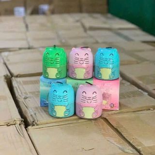 Lọ thả bồn cầu hình mèo , nước tẩy rửa vệ sinh Magic khử trùng và khử hôi bồn cầu
