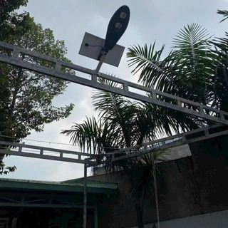 đèn năng lượng mặt trời