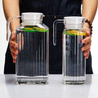 BÌNH THỦY TINH KẺ SỌC 1700ML CÓ TAY CẦM