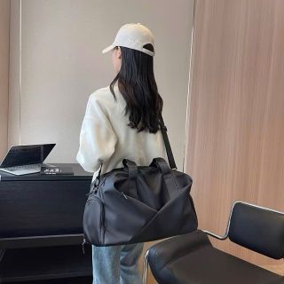 Túi du lịch đeo chéo nhiều ngăn ( có ngăn để giày ) chống thấm nước