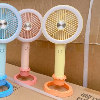 Quạt Tích Điện Mini Cầm Tay Có Vòng Đèn Led Gấp Gọn Được giá sỉ