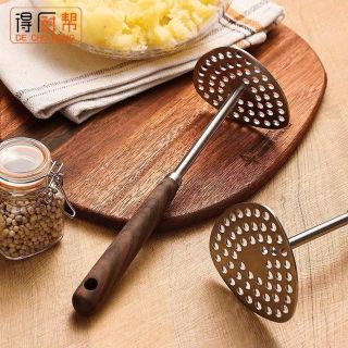 Dụng cụ nghiền thực phẩm tiện dụng