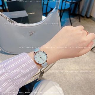 ĐỒNG HỒ NỮ CAO CẤP DANIEL W PETITE DÂY DA XANH BLUEBELL FULLBOX TEM