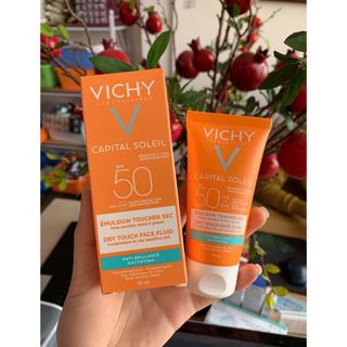 Kem chống nắng Vichyy Ideal Soleil cho da dầu, da hỗn hợp - 50ml