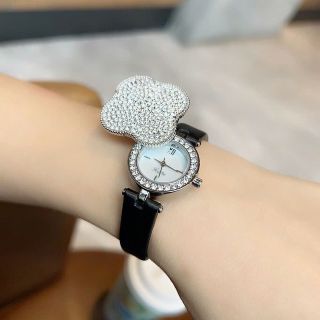 ĐỒNG HỒ NỮ CHÍNH HÃNG SCOTTIE DÂY DA MẶT CỎ BỐN LÁ NẮP MỞ